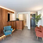 Lace Hotel